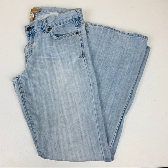 Abercrombie & Fitch Denim - Abercrombie & Fitch | Light Wash Flair Jeans